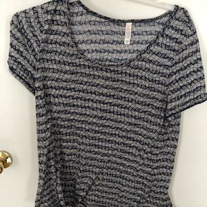 Lularoe Classic Tee